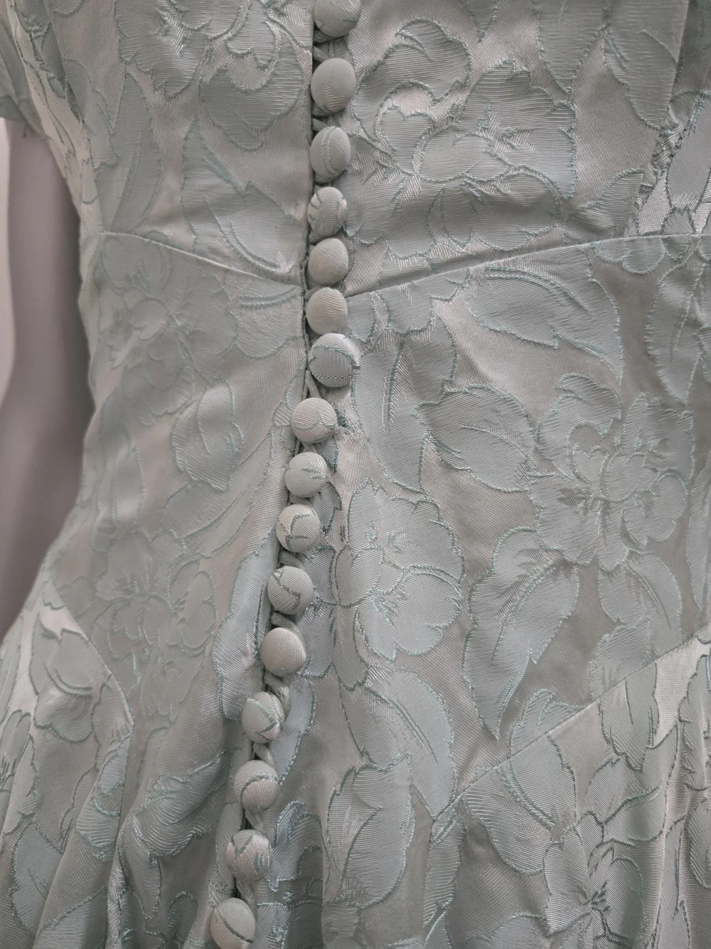 Vintage Sage Green Maxi Dress with Button Front - Picture 5 of 8